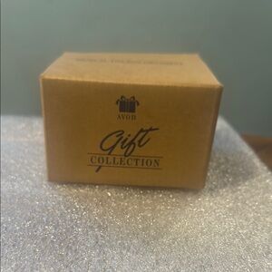 Avon Gift Collection Brown Box
